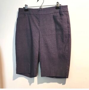 Chicos Navy Blue/White Pull-on Bermuda Shorts, Size 1.5P, Worn 1x